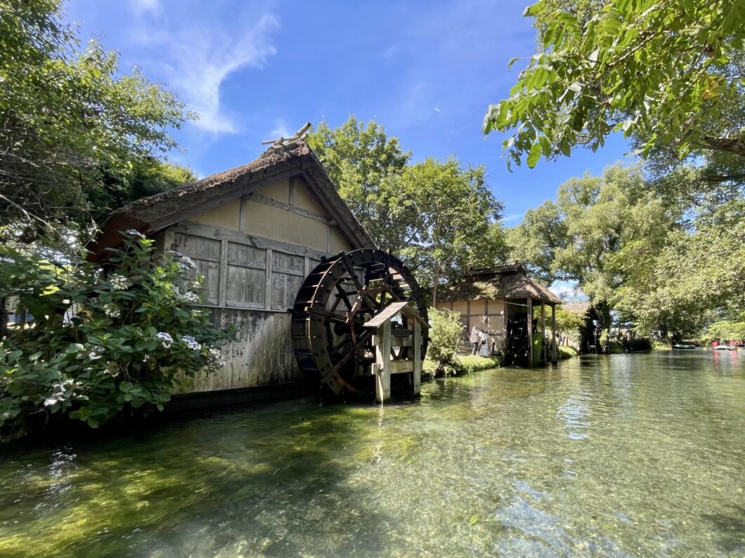 大王わさび農場の水車小屋