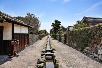 水路が残る島原武家屋敷の街並み