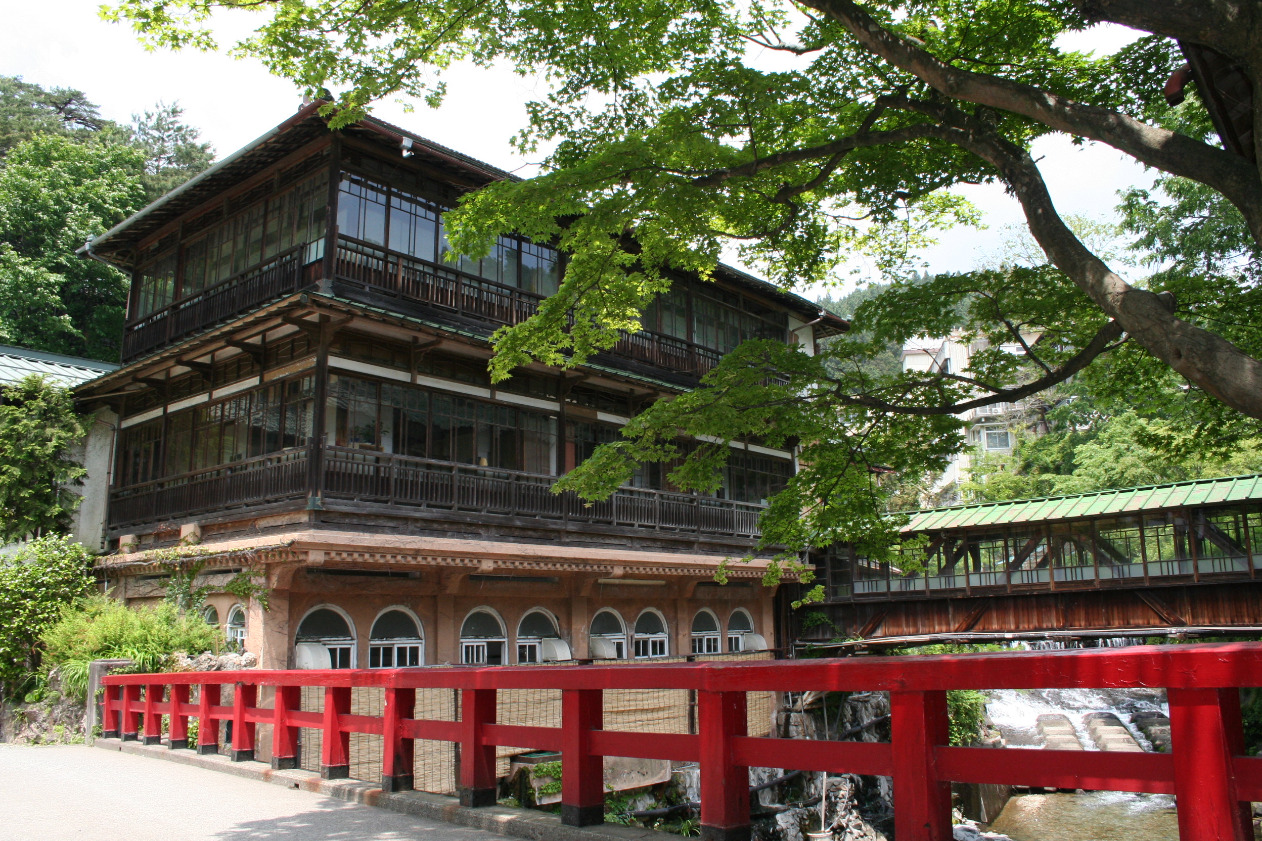 四万温泉　積善館本館